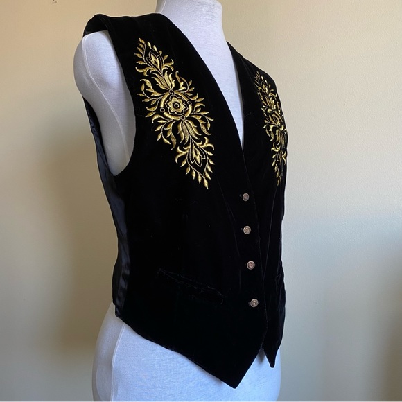 vintage velvet embroidered vest - Picture 8 of 15